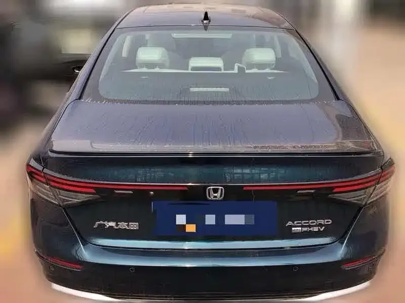 Honda Accord New Energy Accord New Energy 2023 2.0L e:PHEV Flagship Edition 2023 — миниатюра 3