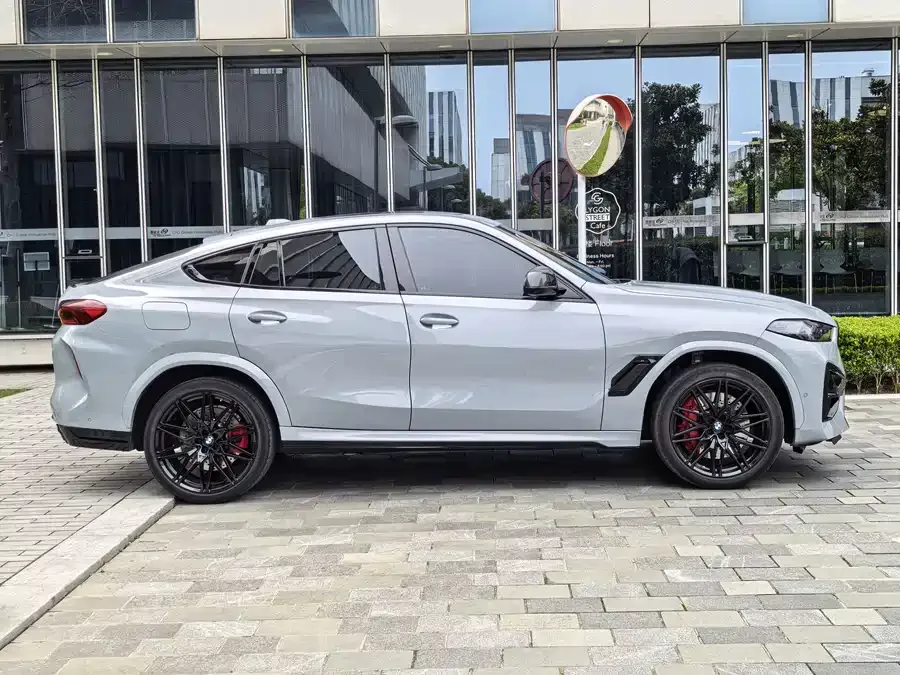 BMW X6 M BMW X6 M 2023 X6 M Thunder Edition 2023 — миниатюра 2