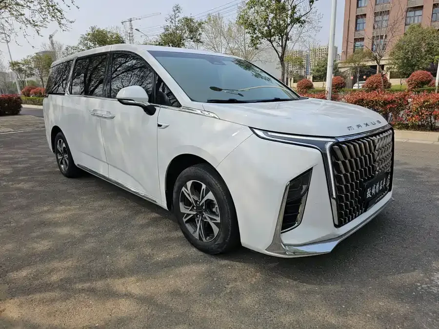 Maxus G90 2022 2.0T Galaxy seven-seater version 2022 — миниатюра 3