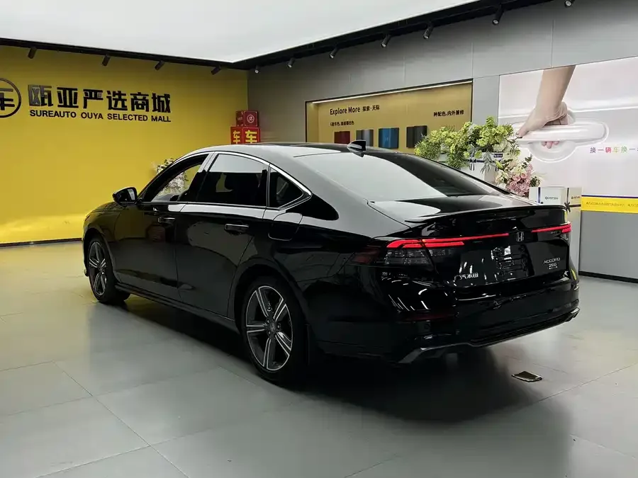 Honda Accord Accord 2025 Sports Series 260TURBO Premium Edition 2025 — миниатюра 4