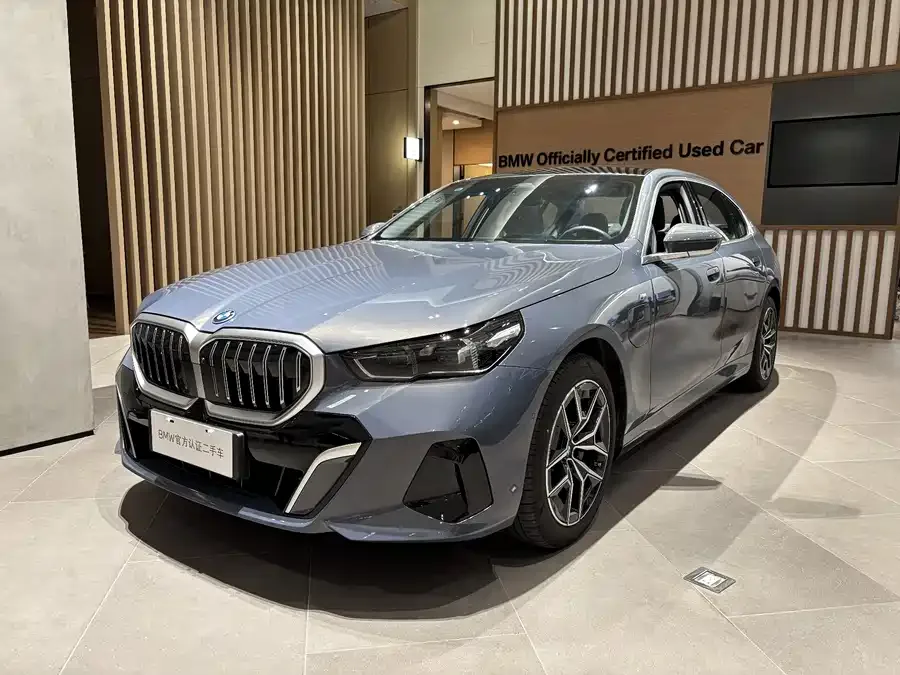 BMW i5 2025