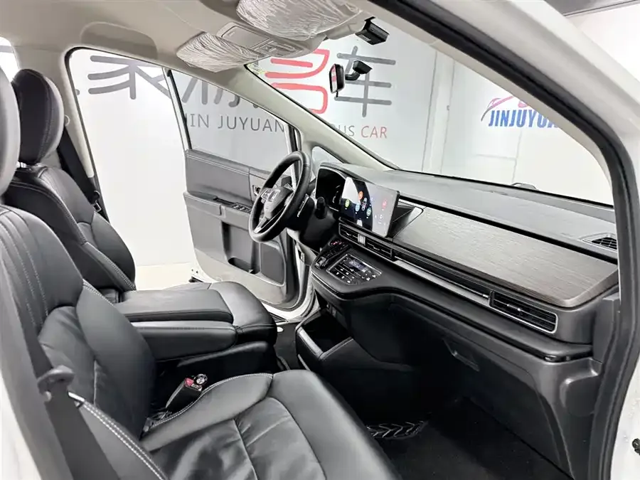Honda Odyssey 2024 Odyssey 2.0L e:HEV Elite Enjoy Edition 2024 — миниатюра 5