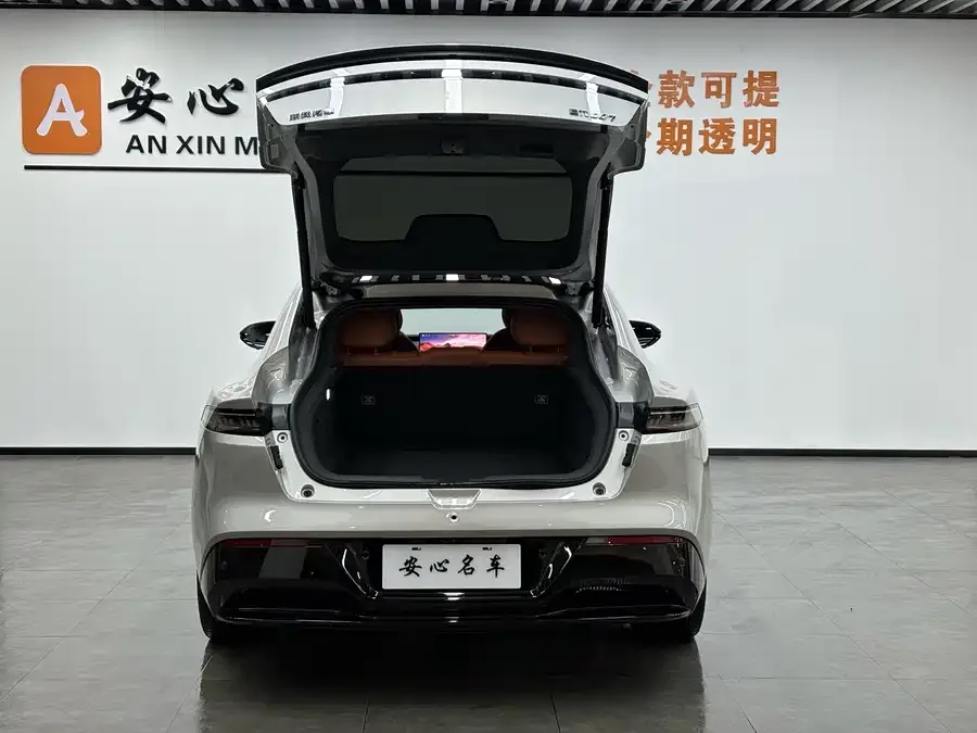 Dongfeng e007 e007 2025 pure electric 565 four-wheel drive Max pilot version 2025 — миниатюра 2