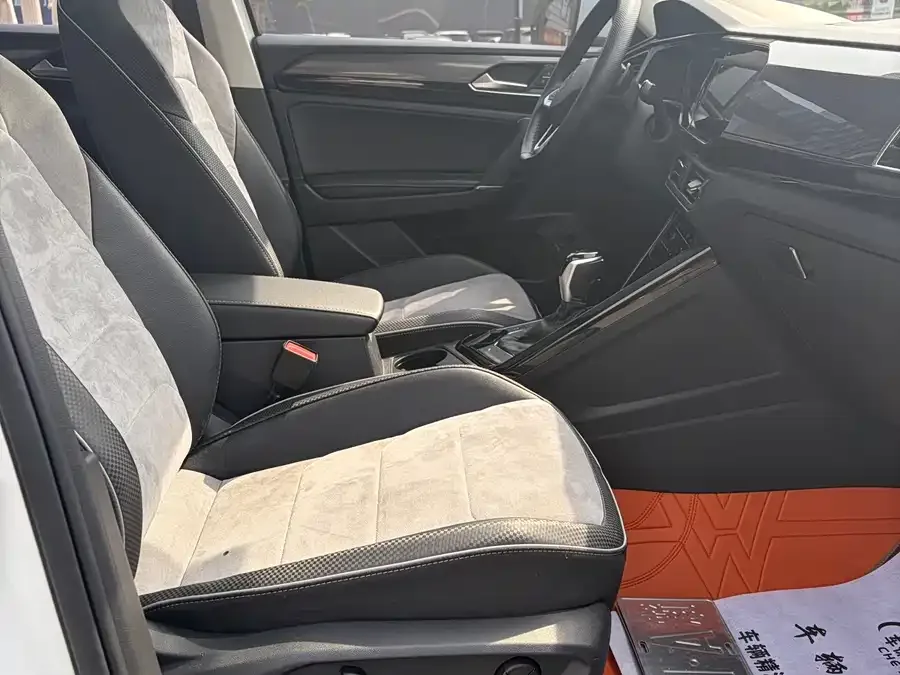 Volkswagen Tayron X Tanyue X 2020 330TSI 2WD Premium Intelligent Edition 2022 — миниатюра 3