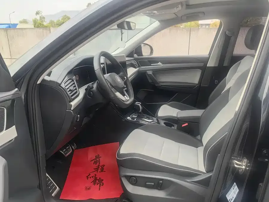 Volkswagen Tayron X Tanyue X 2023 330TSI 2WD Premium High-Energy Edition 2023 — миниатюра 3