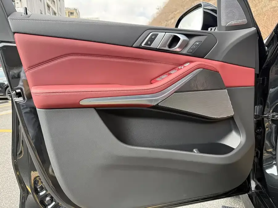 BMW X5 2022 facelift xDrive 30Li Exclusive M Sport Package 2023 — миниатюра 5