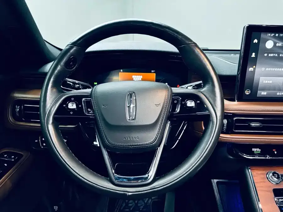 Lincoln Aviator Aviator 2022 3.0T V6 4WD Elegant Edition 2022 — миниатюра 4