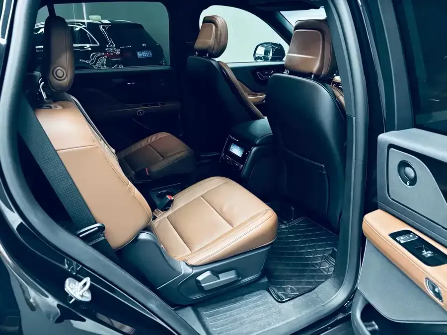 Lincoln Aviator Aviator 2022 3.0T V6 4WD Elegant Edition 2022 — миниатюра 5