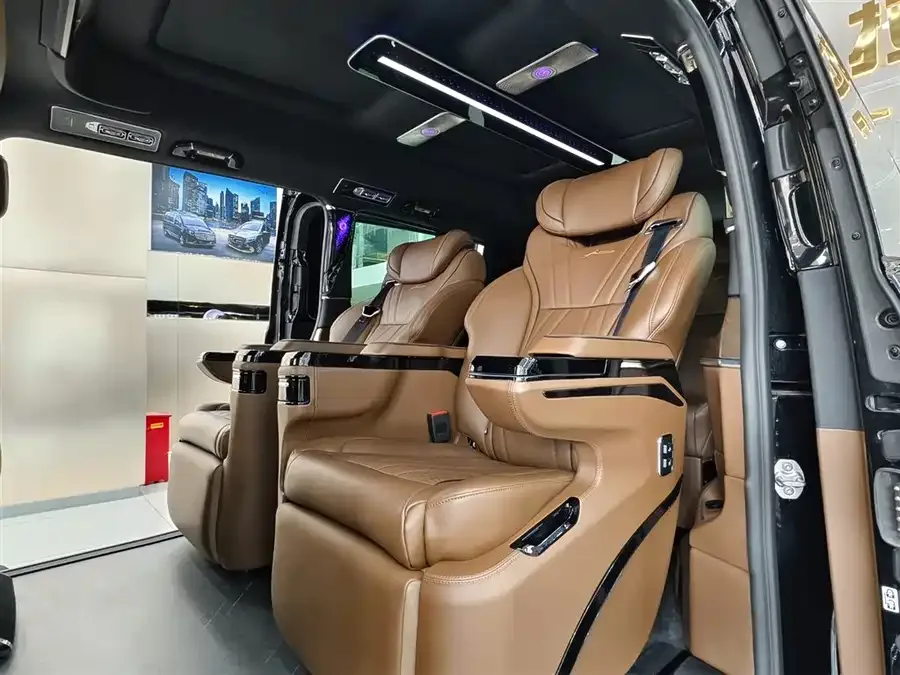 Lili cars Vito Lili Vito 2025 Star Series 2.0T 7-Seater 2026 — миниатюра 2