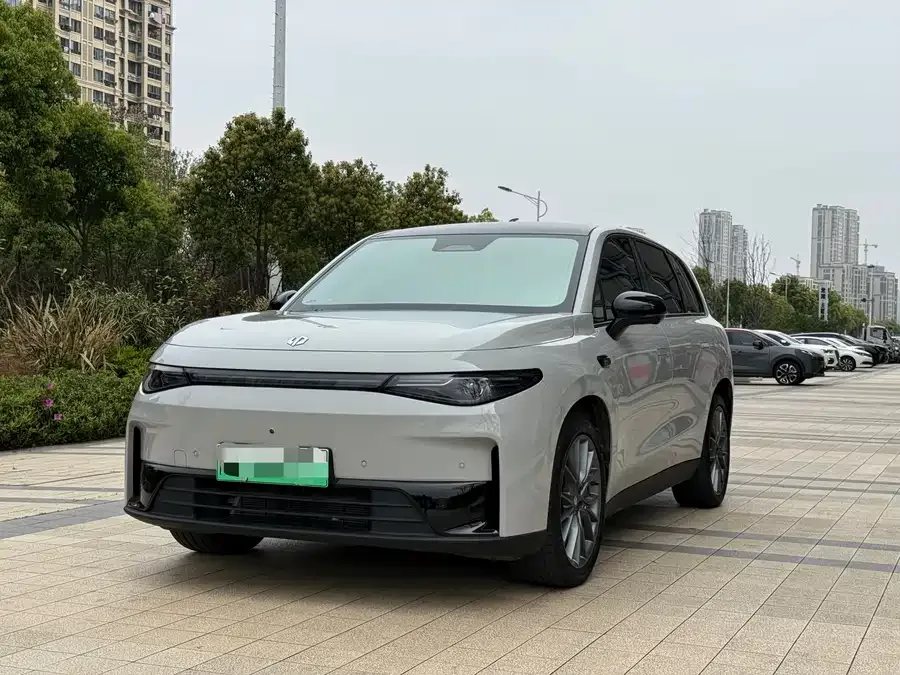 Leapmotor C10 Leapmoo C10 2024 530 Smart Edition 2025 — фото 1, купить с доставкой в Москву
