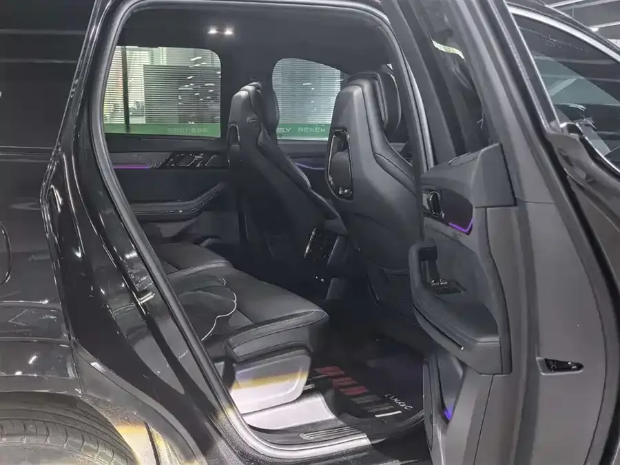 Lynk & Co 09 Lynk & Co 09 2021 2.0T Halo 7-seater 2024 — миниатюра 4