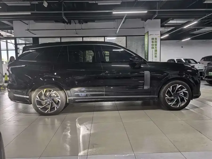 Lynk & Co 09 Lynk & Co 09 2021 2.0T Halo 7-seater 2024 — миниатюра 5