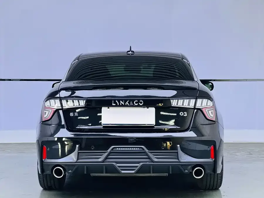 Lynk & Co 03 Lynk & Co 03 2022 1.5TD DCT Pro 2022 — миниатюра 2