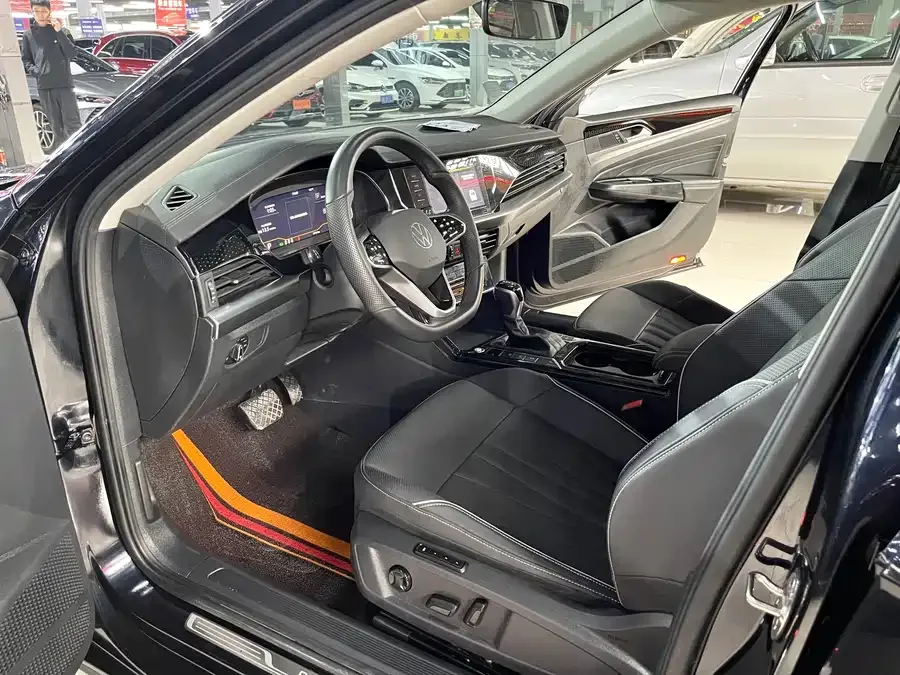 Volkswagen Passat Passat 2024 330TSI Elite Edition 2024 — миниатюра 4