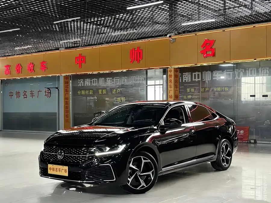 Volkswagen Passat Passat 2024 330TSI Elite Edition 2024 — фото 1, купить с доставкой в Москву
