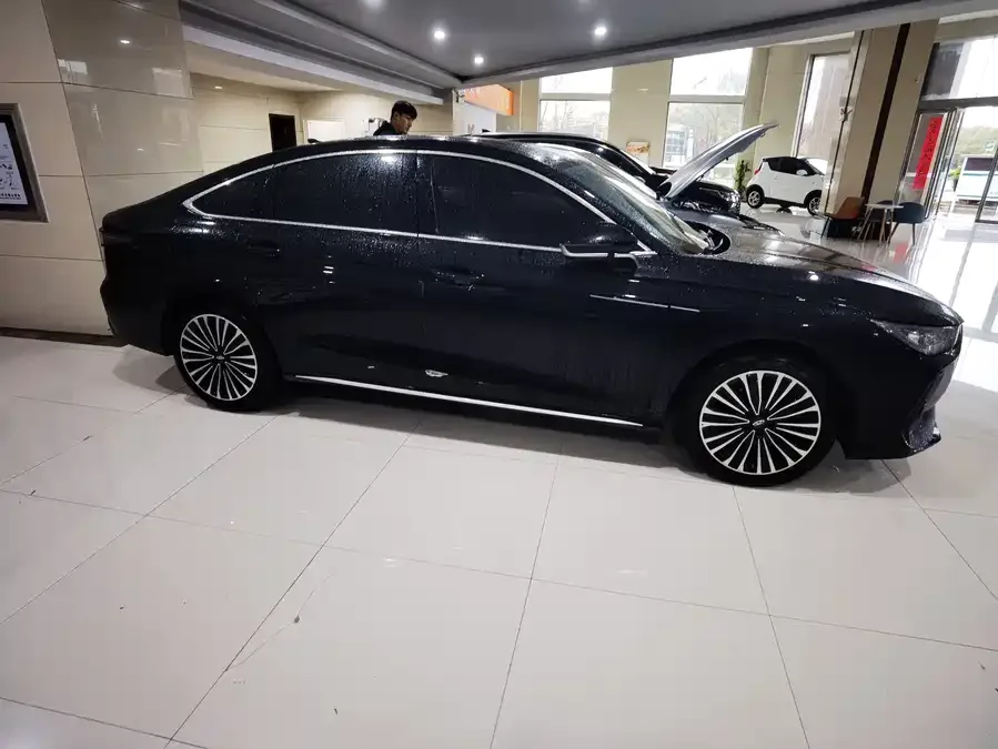 Chery Fengyun A8L Fengyun A8L 2025 1.5TGDI 145km Luxury Edition 2025 — миниатюра 5