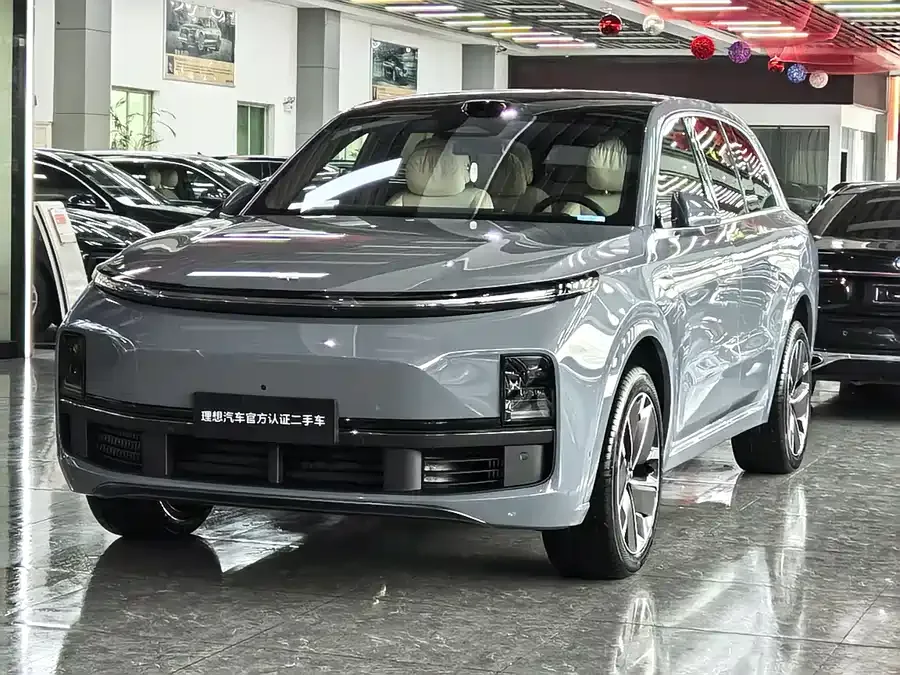 Li Xiang L8 2025