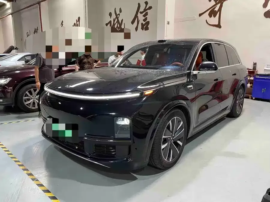 Li Xiang L8 2025