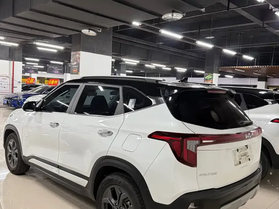 Kia Cyrus (Seltos) 2023 Certus 1.5L CVT Luxury Edition 2023 — миниатюра 2
