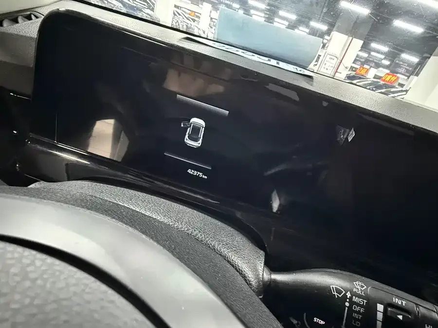 Kia Cyrus (Seltos) 2023 Certus 1.5L CVT Luxury Edition 2023 — миниатюра 4