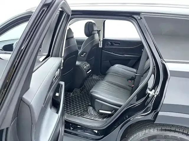 Chery Tiggo 9 Tiggo 9 2023 2.0T Automatic 2WD Luxury Edition 5 Seaters 2024 — миниатюра 4