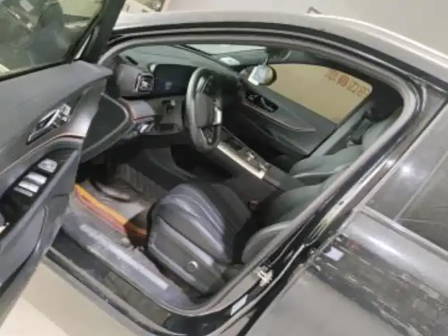 Chery Tiggo 9 Tiggo 9 2025 2.0T Automatic 4WD Premium Edition 5-seater 2025 — миниатюра 4