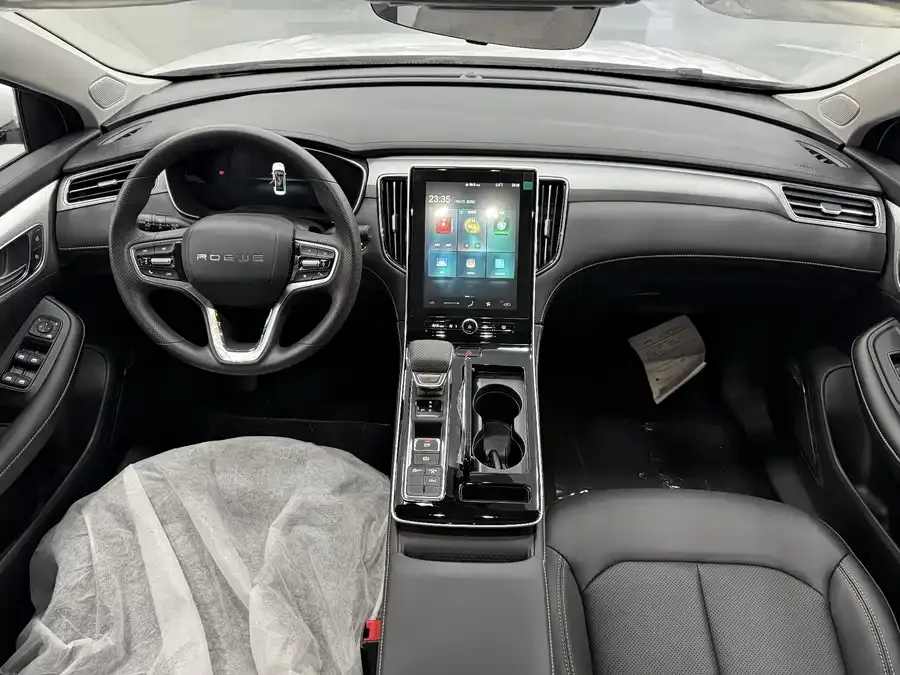 Roewe i6 MAX New Energy Roewe i6 MAX New Energy 2023 EV 420 Skylight Special Edition 2026 — миниатюра 3