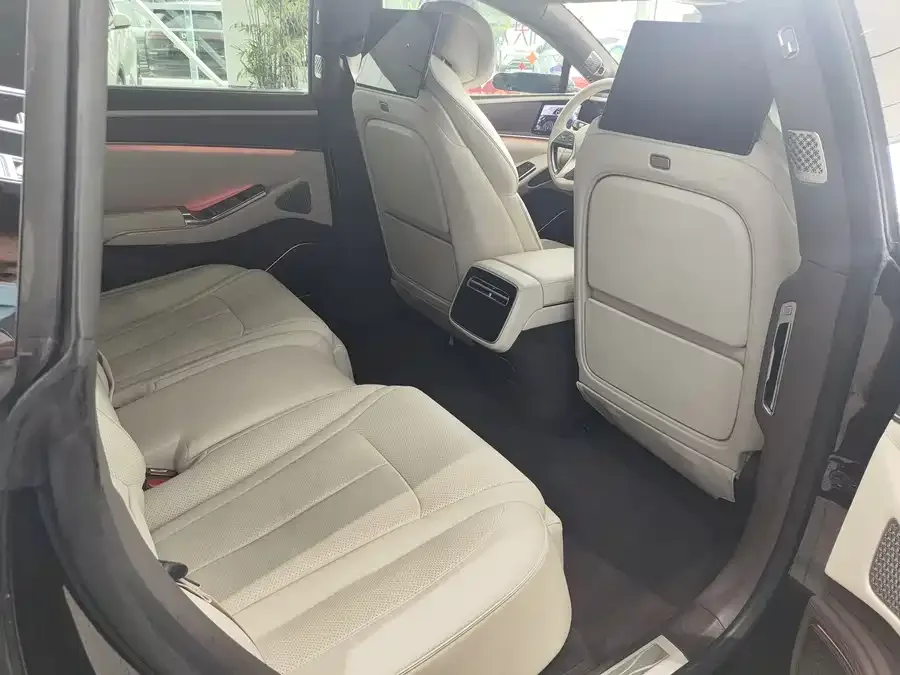 BYD Z9 BYD Z9 2024 1100km 4WD Ultra Edition 2025 — миниатюра 3