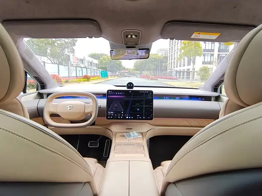 NIO ET9 NIO ET9 2025 102kWh Signature Edition 2025 — миниатюра 3