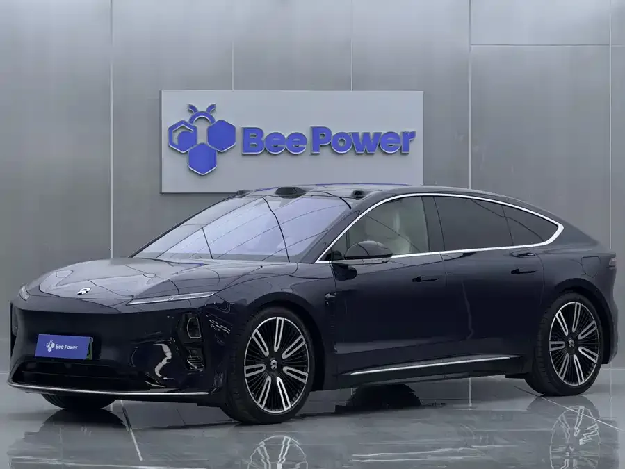 NIO ET9 2025