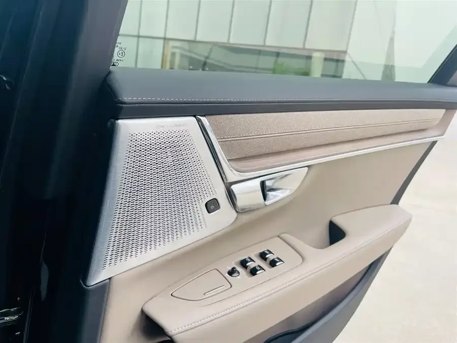 Volvo S90 plug-in hybrid Volvo S90 Plug-in Hybrid 2026 Plug-in Hybrid Four-Wheel Drive Long-Range Zhiya Luxury Edition 2025 — миниатюра 5