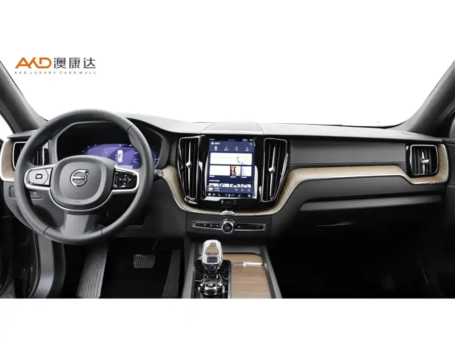 Volvo XC60 Plug-in Hybrid 2024 T8 Plug-in Hybrid Long-range Four-wheel Drive Zhiyuan Luxury Edition 2023 — миниатюра 2