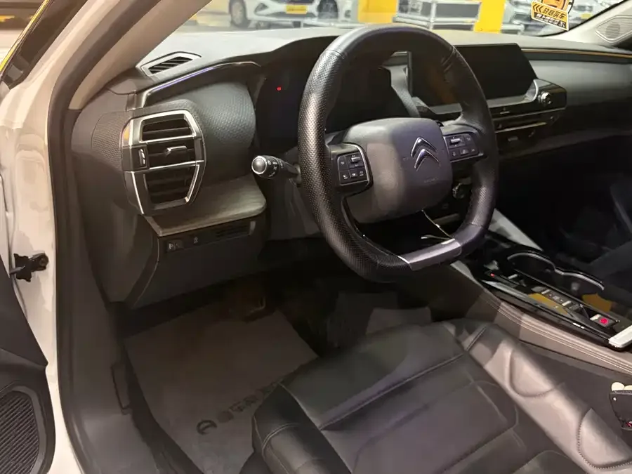 Citroen Versailles C5 X Versailles C5 X 2021 1.6T Enjoy Extraordinary 2022 — миниатюра 4