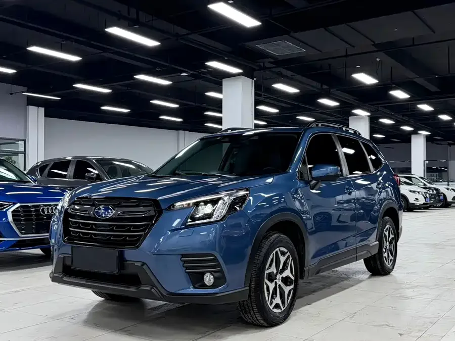 Subaru Forester Forester 2022 2.0i AWD Luxury Edition EyeSight 2023 — фото 1, купить с доставкой в Москву