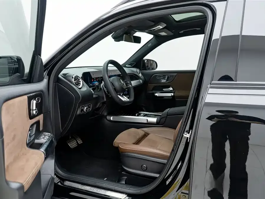 Mercedes-Benz GLB AMG Mercedes-Benz GLB AMG 2024 AMG GLB 35 4MATIC 2024 — миниатюра 5