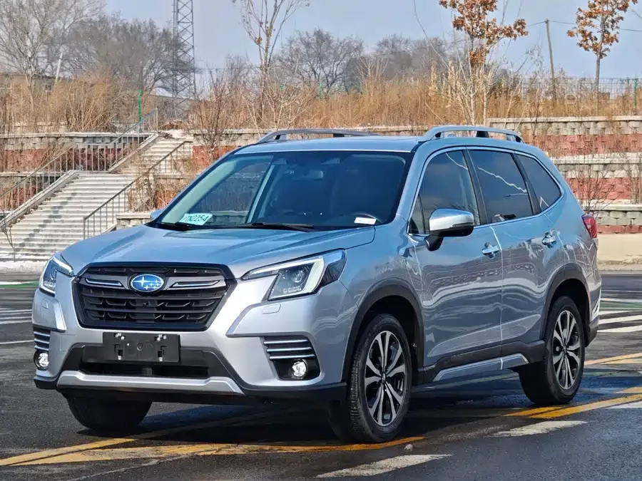 Subaru Forester 2022 Forester 2.0i AWD Ultimate Edition EyeSight 2022 — фото 1, купить с доставкой в Москву