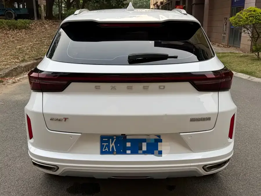 Exeed LX Xingtu Zhuifeng 2020 Riding the Wind and Waves Edition 1.5T CVT Xingyao Edition 2022 — миниатюра 5