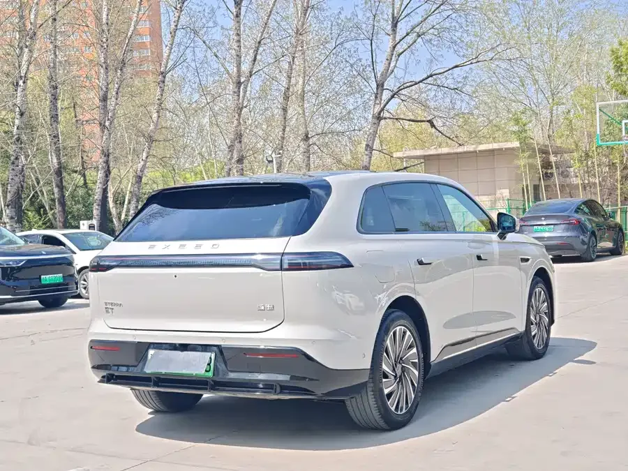 Exeed Star Era ET Star Era ET 2025 Extended Range 240 Max Four-Wheel Drive Urban Assisted Driving 2025 — миниатюра 2