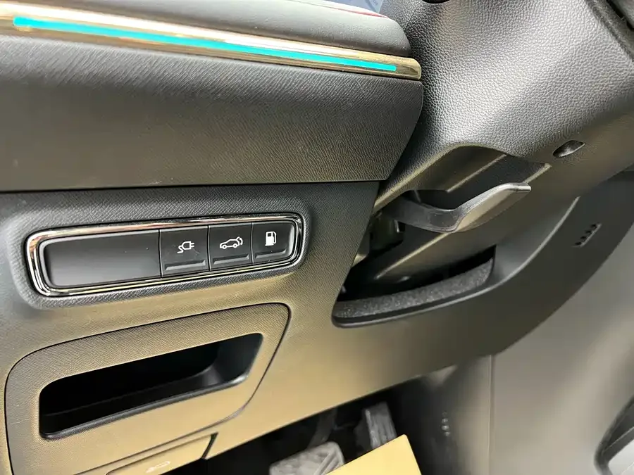 GAC Trumpchi E9 Trumpchi E9 2023 E9 MAX 2025 — миниатюра 2