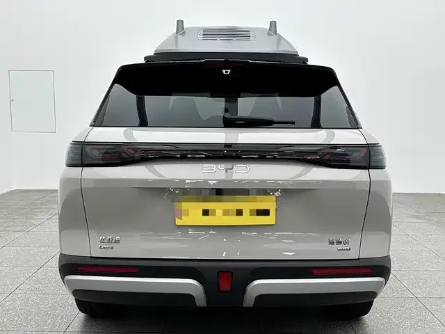 BYD Sea Lion 07 DM-i Sea Lion 07 DM-i 2025 150 Pilot+ Edition 2025 — миниатюра 2