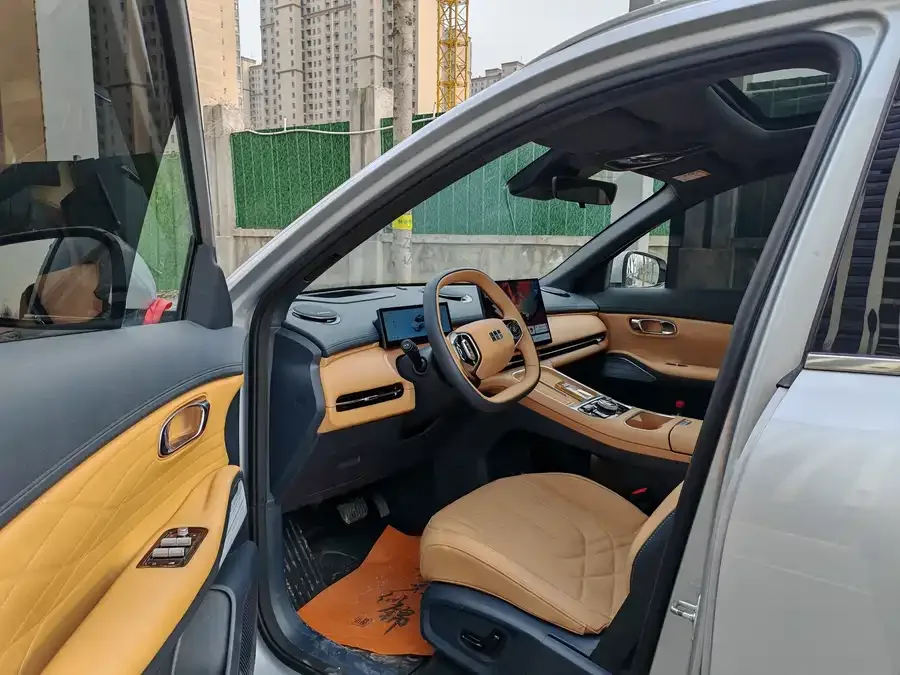 Geely Galaxy Starship 7 Galaxy Starship 7 2025 120km Exploration+ Edition 2024 — миниатюра 4