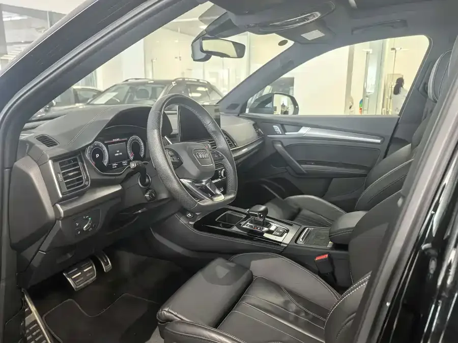 Audi Q5L 2024 45 TFSI Luxury Dynamic Edition 2024 — миниатюра 5