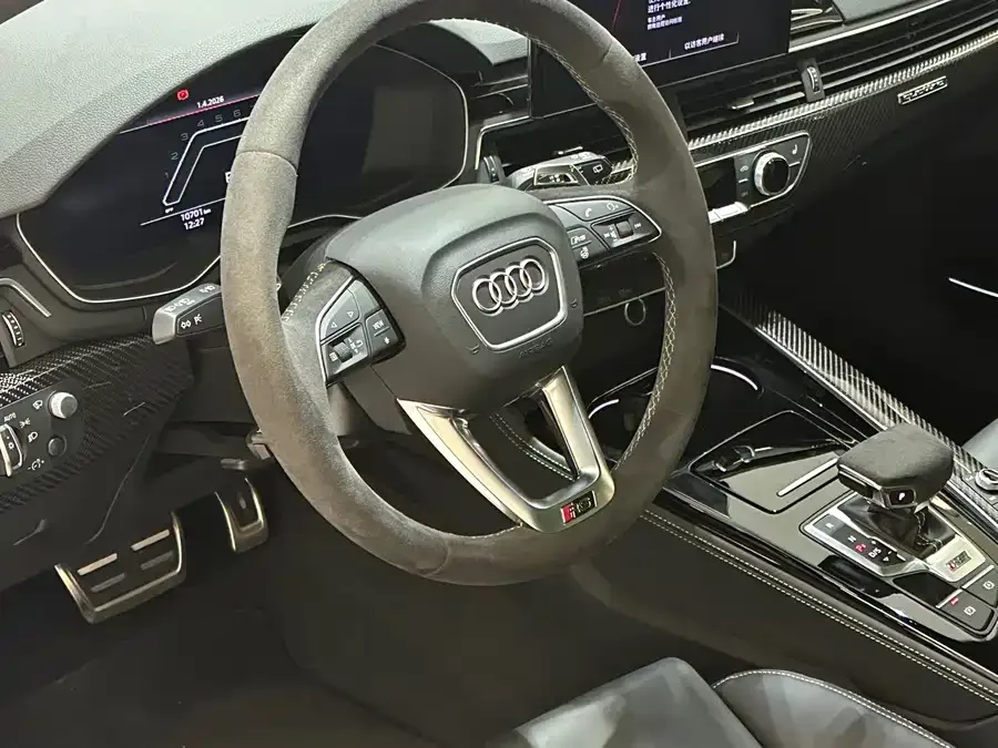 Audi RS 4 2024 RS4 Avant Ultimate Edition 2025 — миниатюра 2