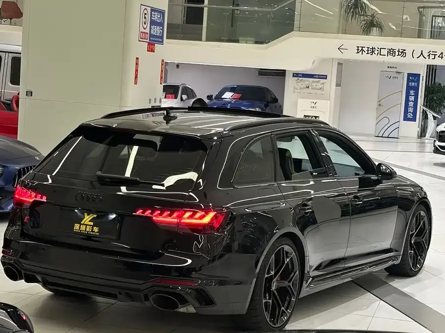Audi RS 4 2024 RS4 Avant Ultimate Edition 2025 — миниатюра 5