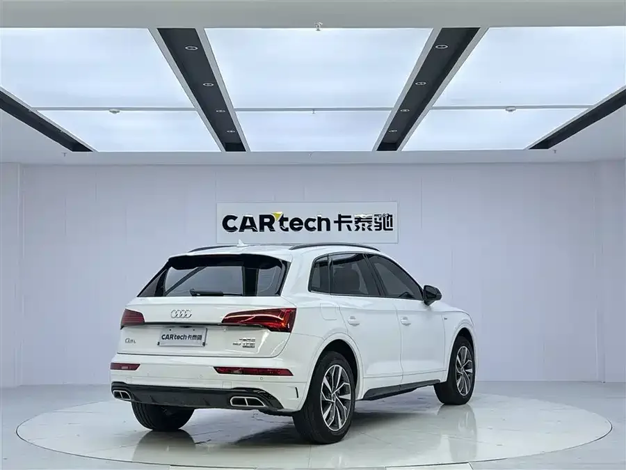 Audi Q5L 2023 40T luxury and dynamic model 2023 — миниатюра 2