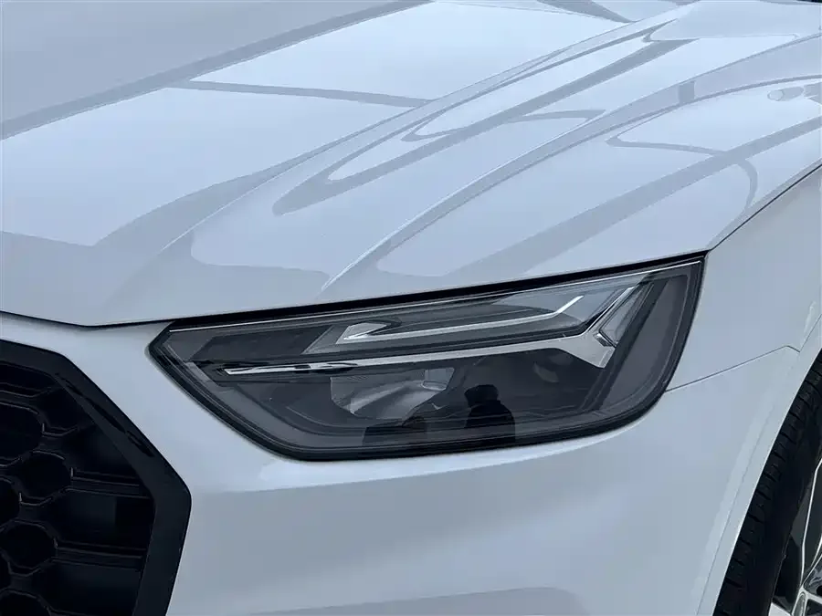 Audi Q5L 2023 40T luxury and dynamic model 2023 — миниатюра 3