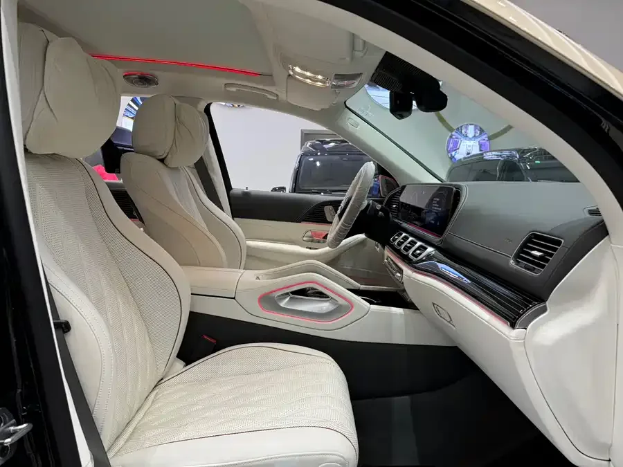 Mercedes-Benz GLS Mercedes-Benz GLS 2024 GLS 450 4MATIC luxury model 2024 — миниатюра 3