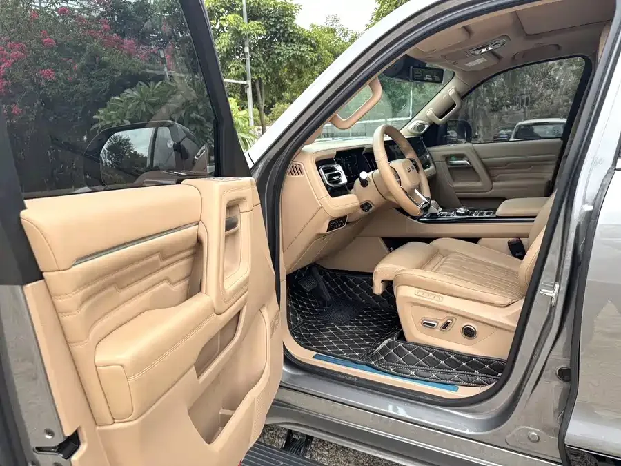 BAIC BJ60 Range Extender Beijing BJ60 Extended Range 2024 Model, 5-Seater 2024 — миниатюра 2