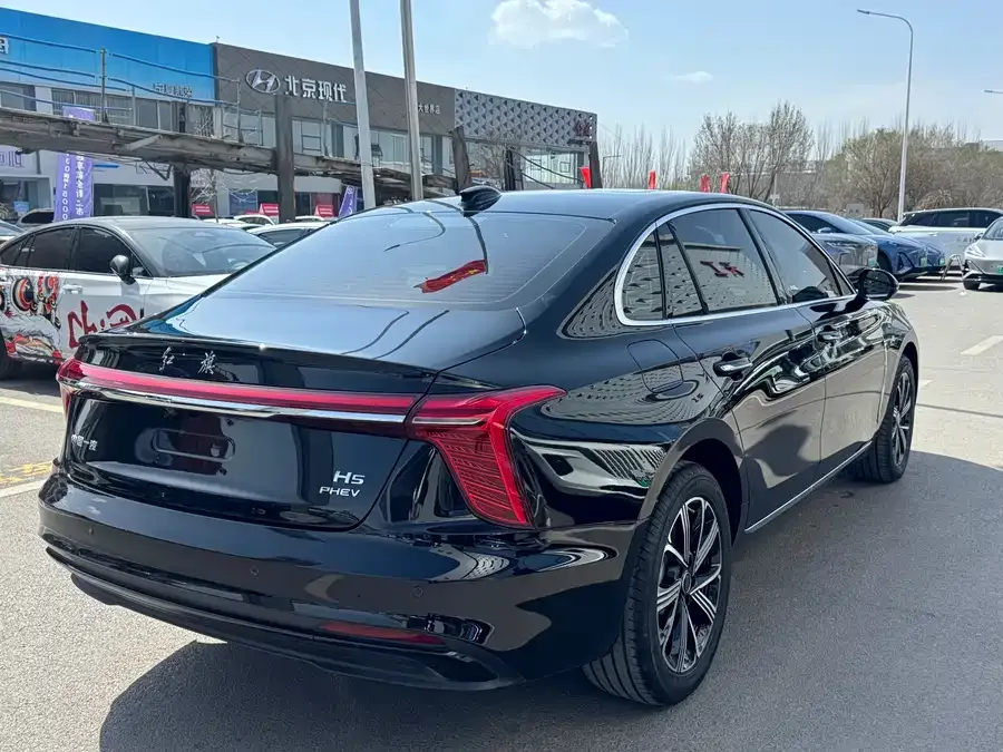 Hongqi H5 PHEV Hongqi H5 PHEV 2025 170 Super Hybrid Edition 2025 — миниатюра 2
