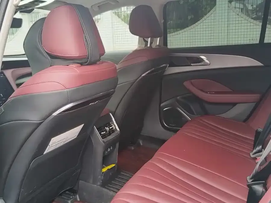 Hongqi H5 Hongqi H5 2023 2.0T Automatic Intelligent Connected Flag Edition 2023 — миниатюра 5